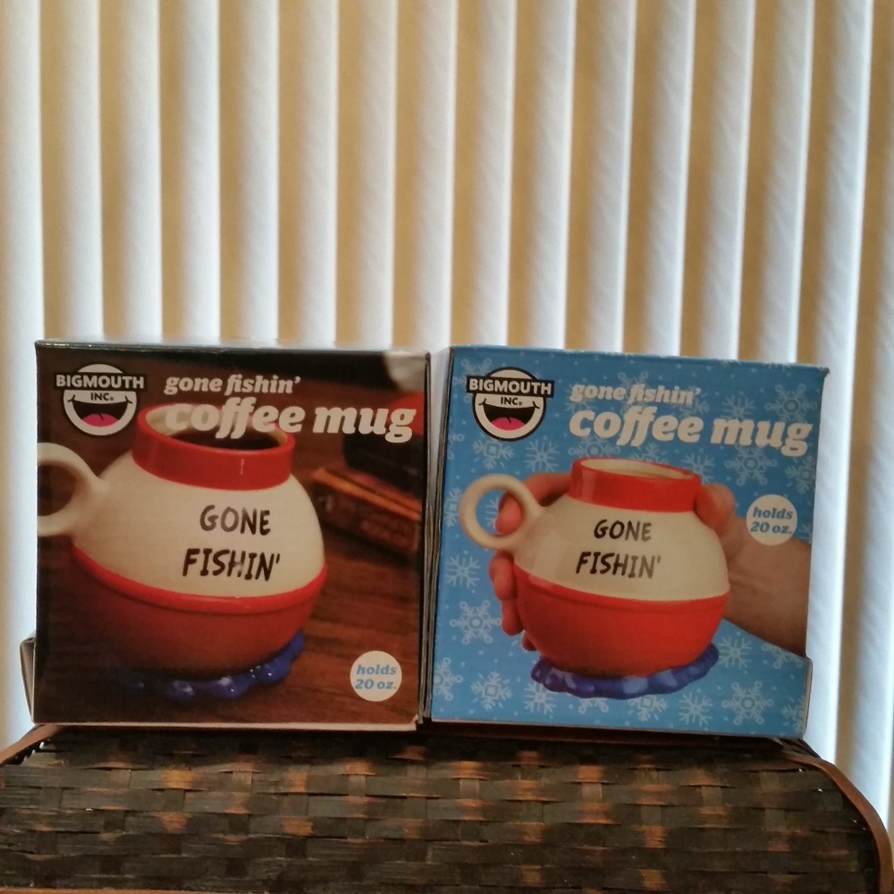 $$$ Gone Fishin' Bigmouth Inc Coffee Mug Set $$$